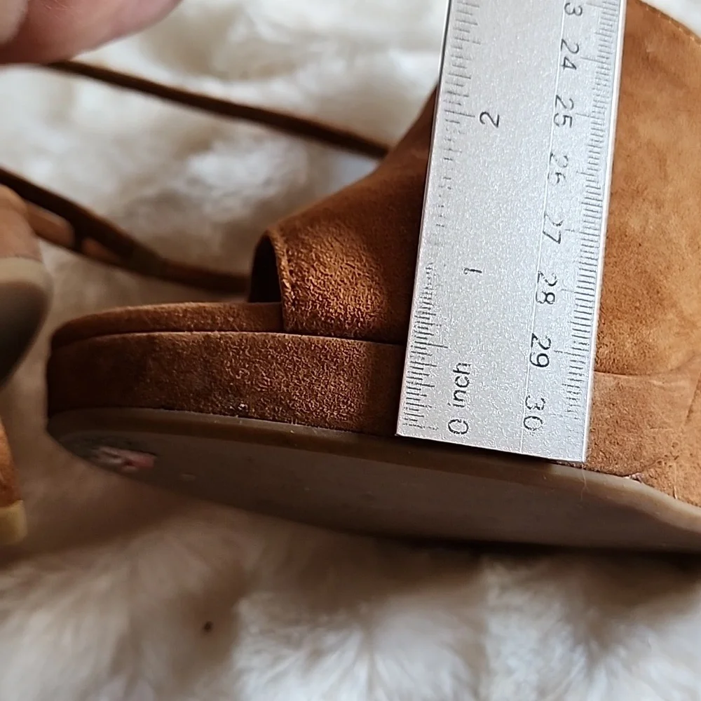 CALVIN KLEIN strappy Suede platform heels. Like new.